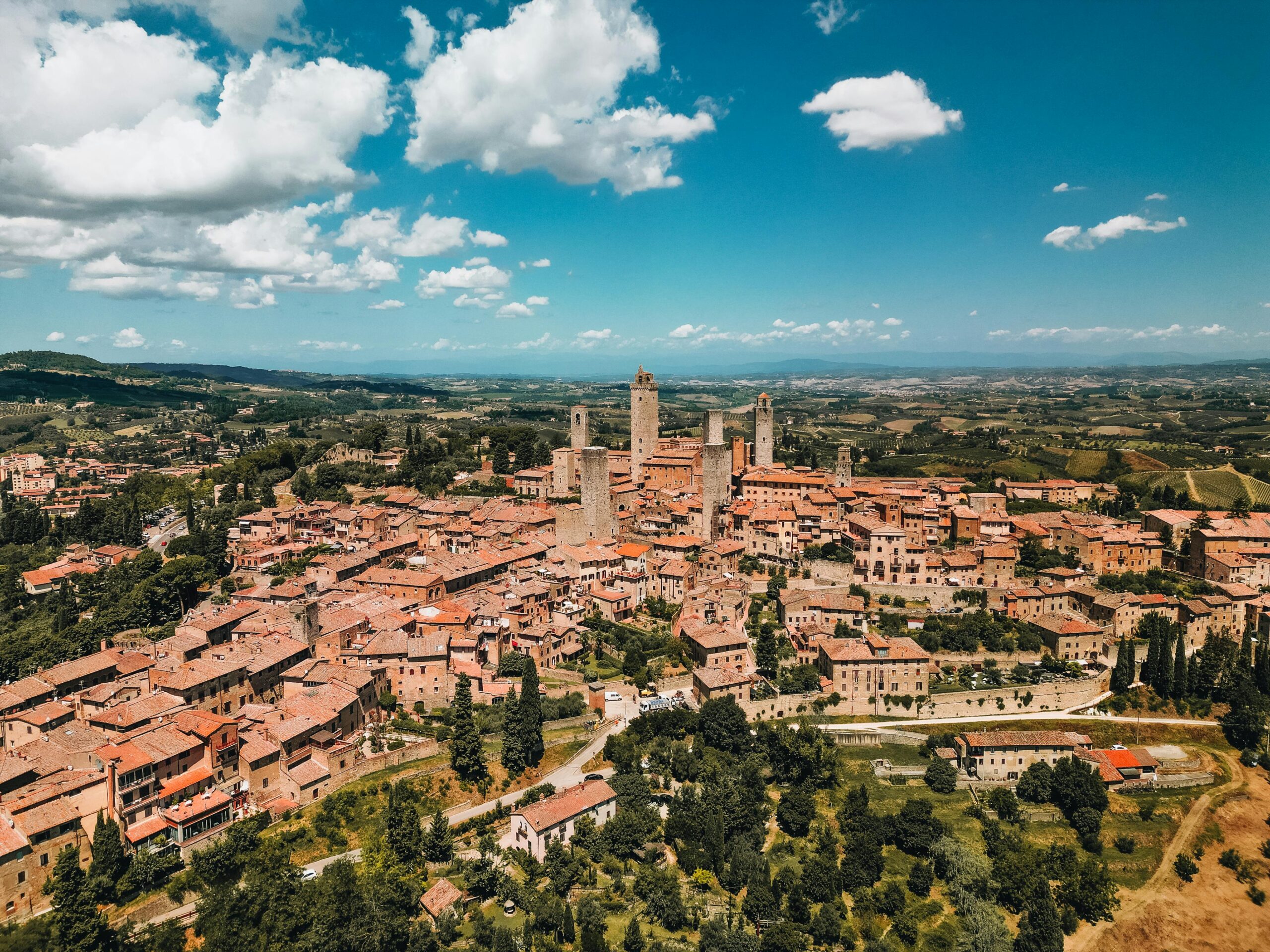 San Gimignano y experiencia sensorial en viñedo